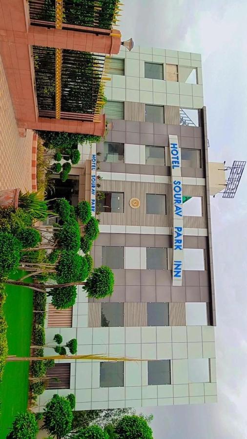 Sourav Park Inn Agra  Exterior foto